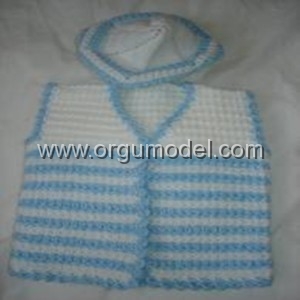 Erkek Örgü Bebek Yeleği