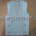 Pembe Düğmeli Bebek Yeleği