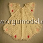 Örgü Bebek Yelekleri